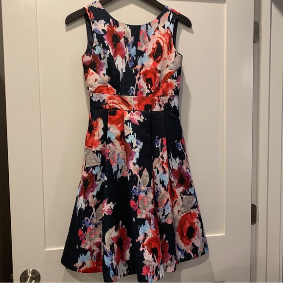 Kate Spade Hazy Floral Fit n' Flare Bow Back Dress Sz 00 - Picture 3 of 7